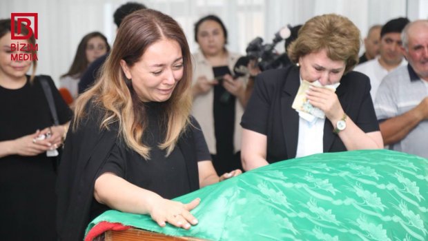 Lalə Azərtaş Arif Babayevlə vidalaşarkən göz yaşlarına QƏRQ OLDU – FOTO/VİDEO