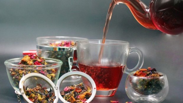 Bitki çaylarının faydası və ziyanı