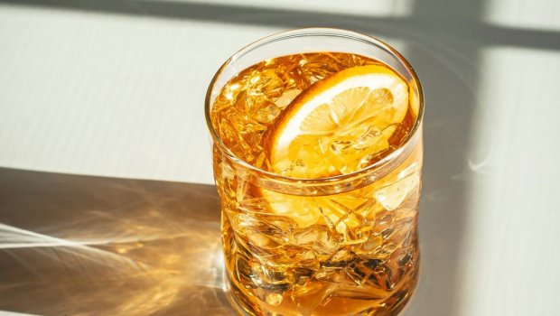 İsti havalarda alkoqollu içkilərin hansı ZƏRƏRLƏRİ VAR