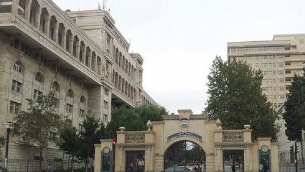 Bu Universitetin binası TƏMİR OLUNACAQ