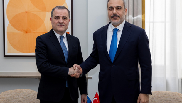 Azərbaycan və Türkiyə XİN rəhbərləri arasında TELEFON DANIŞIĞI