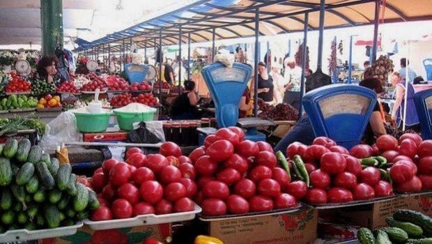 Bu məhsul bol və ucuzdur, amma alıcısı yoxdur