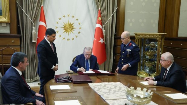Ərdoğan Baş Qərargah rəisini dəyişdi