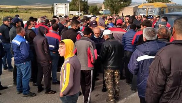 Rusiya Qarabağdan könüllü çıxan ermənilərin sənədlərini toplayır – Kreml nə planlaşdırır?