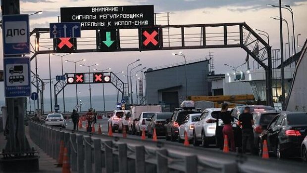 Krım körpüsünü keçənlərə XƏBƏRDARLIQ