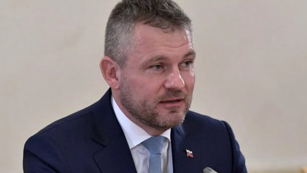 Slovakiya Prezidenti vətəndaşlarına bunu qadağan etdi