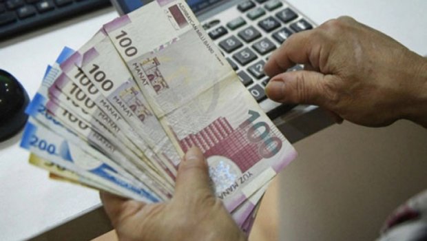 Pensiya pulundan istifadə etmək olarmı? - Hətta övladına belə verilmir