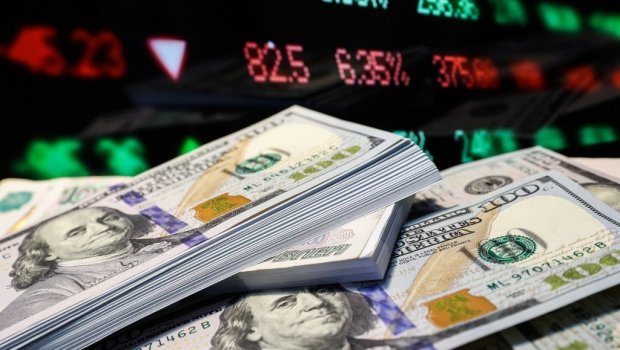 Dollar bu halda bahalaşacaq – İqtisadçı xəbərdarlıq etdi