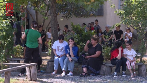 Qəbuldan sonra İMTİNA – Şəkidəki musiqi məktəbi niyə BAĞLANIR? - FOTO