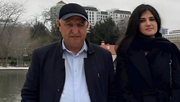 Hökumə atası ilə eyni gündə doğulubmuş - “60 yaşımı qızım olmadan tamamladım” - FOTO