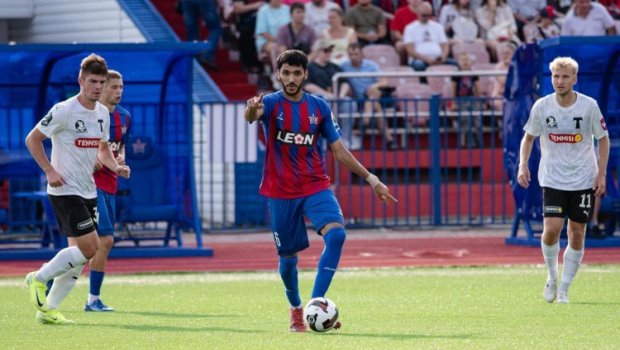Futbolçumuz komandasını məğlubiyyətdən xilas etdi