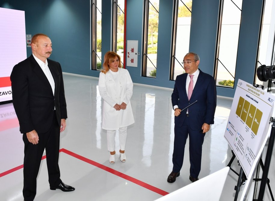 İlham Əliyev “Diamed” dərman istehsalı zavodunun AÇILIŞINDA – FOTO   - foto 3
