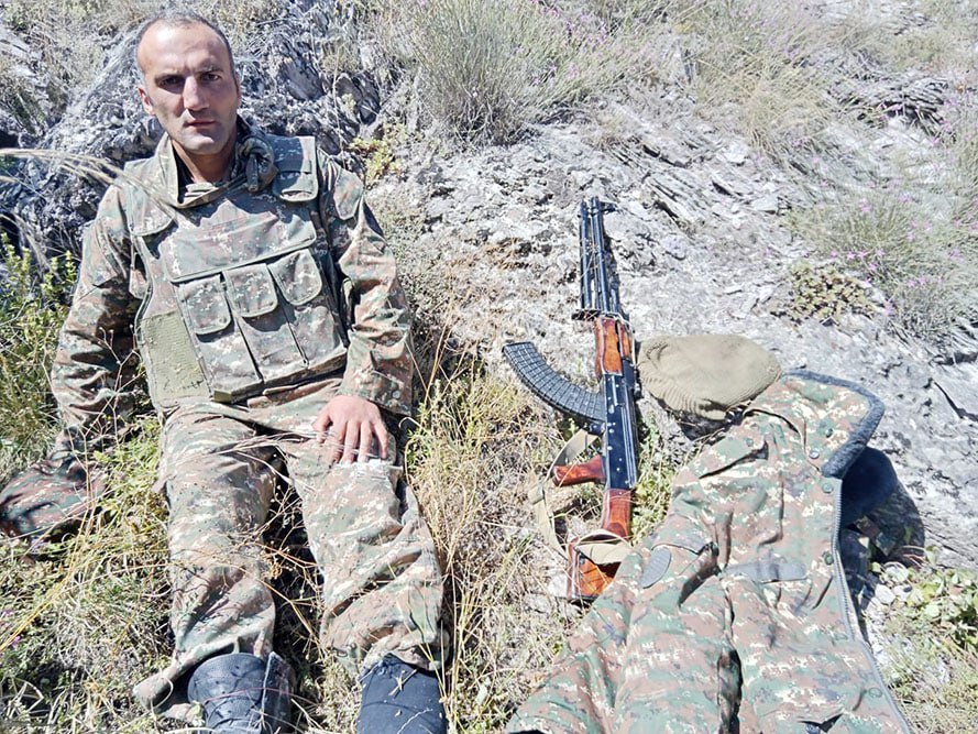 Saxlanılan erməni diversant 44 günlük müharibədə Azərbaycana qarşı DÖYÜŞÜB - FOTO - foto 1