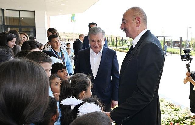 Mehriban Əliyeva ali qonaqlarla Füzuli şəhərinə olan səfərdən FOTOLAR paylaşdı  - foto 10