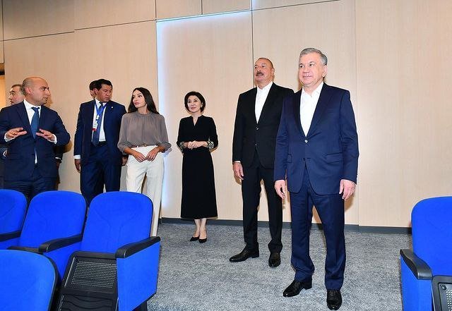 Mehriban Əliyeva ali qonaqlarla Füzuli şəhərinə olan səfərdən FOTOLAR paylaşdı  - foto 1