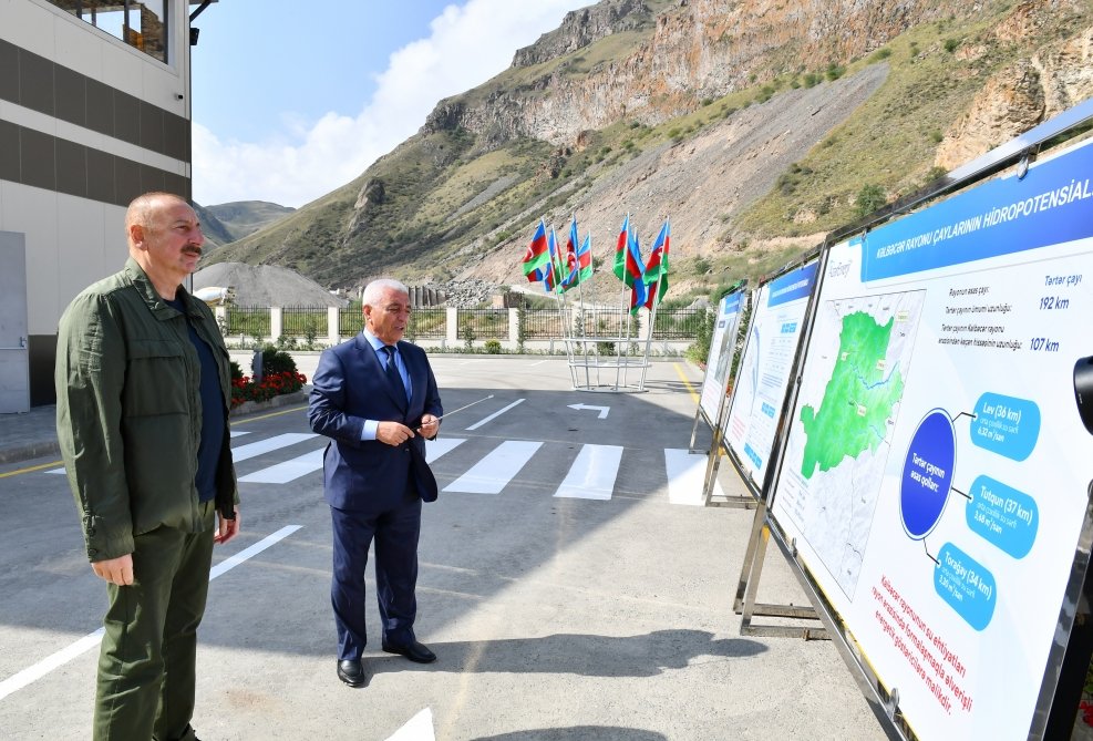 Kəlbəcərdə “Çıraq-1” və “Çıraq-2” Kiçik Su Elektrik stansiyalarının açılışı olub - FOTO/VİDEO - foto 1