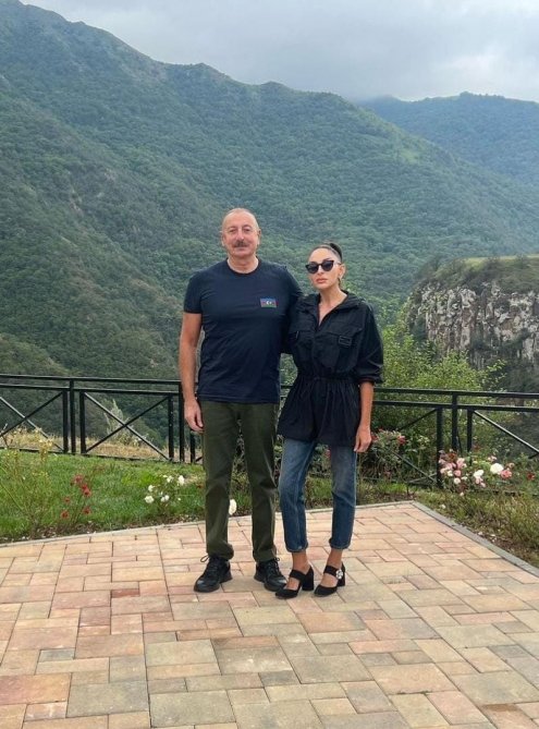 Birinci xanım Kəlbəcər və Laçın səfəri ilə bağlı PAYLAŞIM ETDİ - FOTO  - foto 4