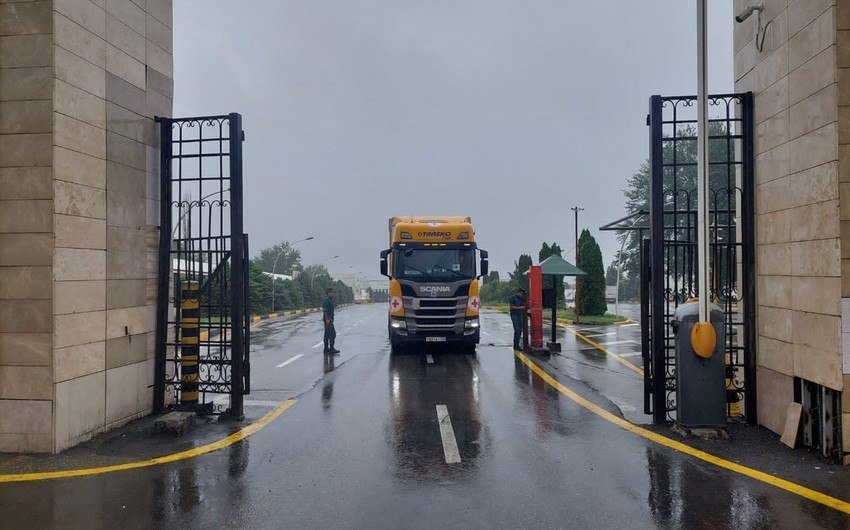 Rusiya Ağdam yolu ilə Xankəndinə YARDIM YOLLADI - FOTO/VİDEO - foto 1