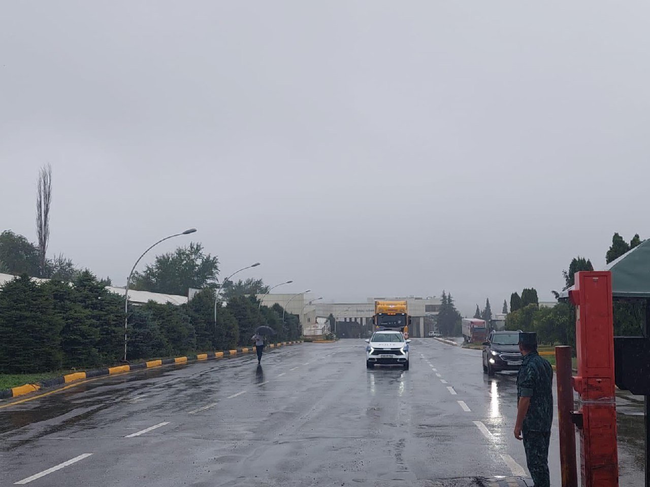 Rusiya Ağdam yolu ilə Xankəndinə YARDIM YOLLADI - FOTO/VİDEO - foto 3