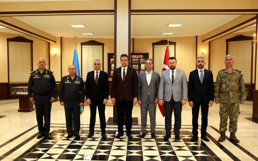 Prezidentin səlahiyyətli nümayəndəsi təmas xəttindəki vəziyyətlə maraqlandı - FOTO - foto 1