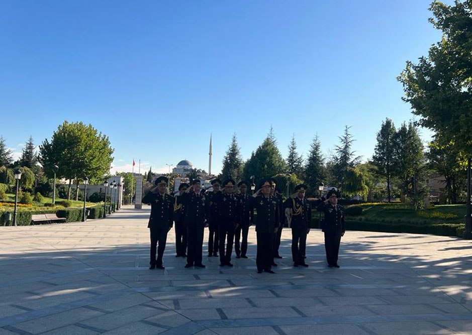 Baş Qərargah rəisi türkiyəli nazirlə regional təhlükəsizlik məsələlərini müzakirə edib - FOTO/VİDEO  - foto 5