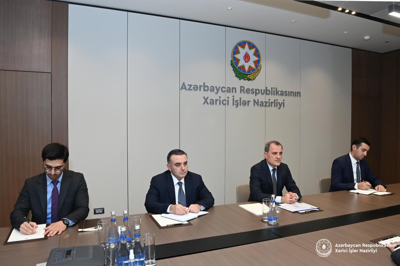 İordaniyanın yeni səfiri etimadnaməsinin surətini Ceyhun Bayramova təqdim etdi - FOTO  - foto 3