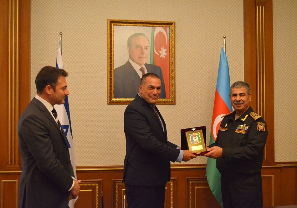 Azərbaycan və İsrail müdafiə sahəsində əməkdaşlığı müzakirə edib  - foto 1