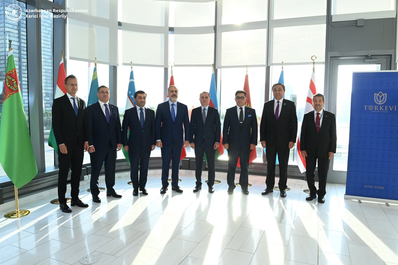 Ceyhun Bayramov TDT XİN başçılarını Qarabağdakı son vəziyyət barədə MƏLUMATLANDIRIB - FOTO  - foto 2