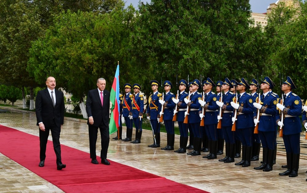 Ərdoğanın rəsmi qarşılanma mərasimi KEÇİRİLDİ - FOTO - foto 1
