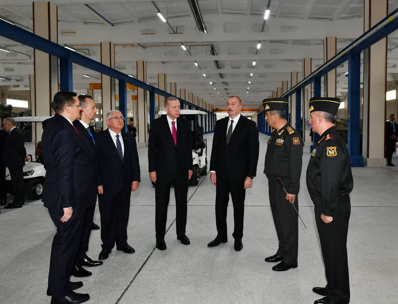 Prezidentlər Naxçıvan Bərpa-istehsalat hərbi kompleksinin AÇILIŞINDA - FOTO - foto 5