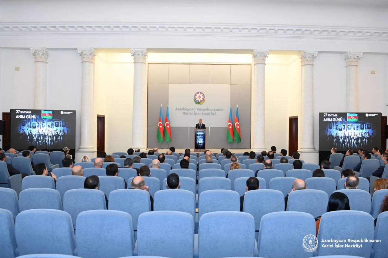 Ceyhun Bayramov: “Gələcəyə baxışımız sülh üzərində qurulub” - FOTO - foto 7