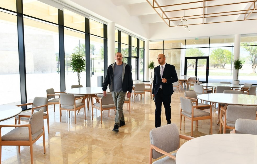 Prezident Zəngilan Konqres Mərkəzi Kompleksinin açılışını ETDİ - FOTO - foto 10