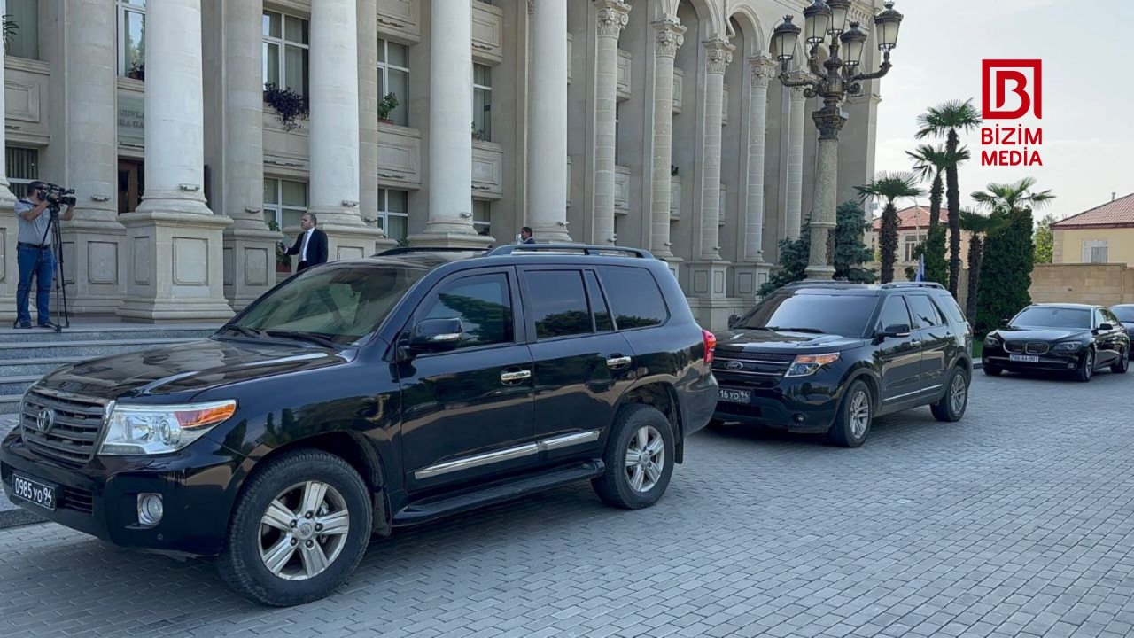 Yevlaxda Qarabağ erməniləri ilə keçirilən görüş başa çatıb - YENİLƏNİB - FOTO/VİDEO - foto 2