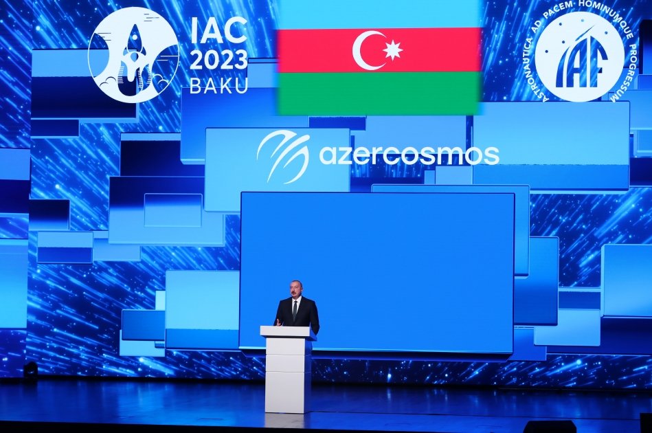 Prezident və Xanımı Astronavtika tədbirində - YENİLƏNİB-FOTO/VİDEO  - foto 4