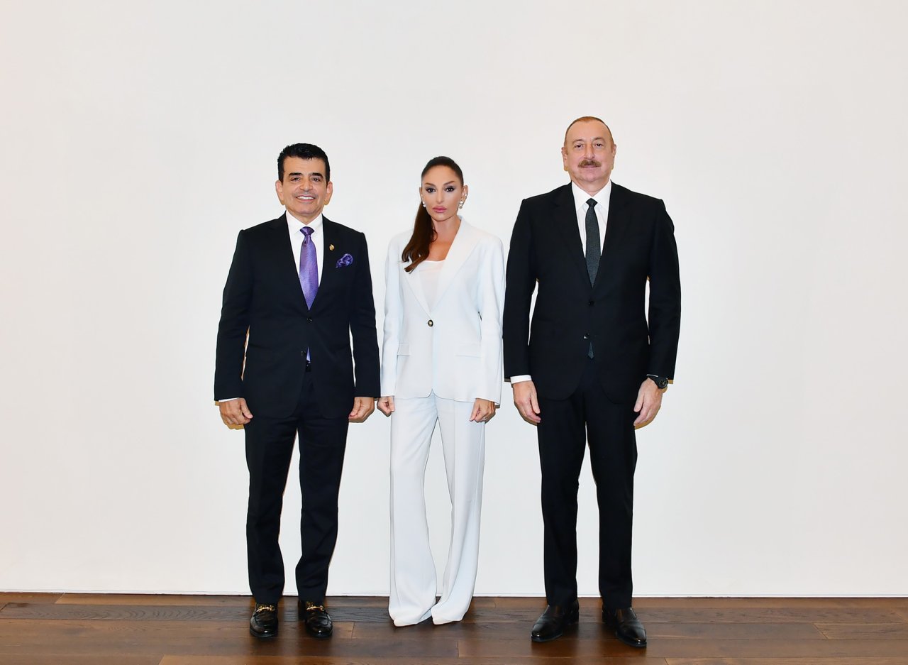 İlham Əliyev ICESCO-nun Baş direktoru ilə görüşdü - FOTO - foto 1