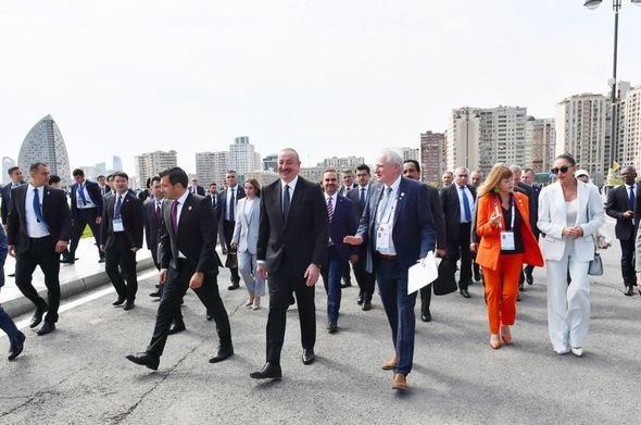 Prezident və Xanımı Astronavtika tədbirində - YENİLƏNİB-FOTO/VİDEO  - foto 12