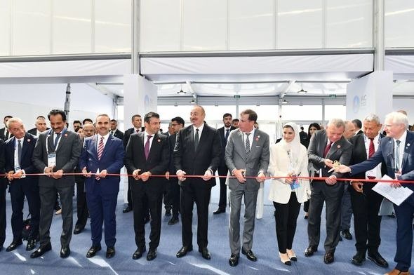 Prezident və Xanımı Astronavtika tədbirində - YENİLƏNİB-FOTO/VİDEO  - foto 11