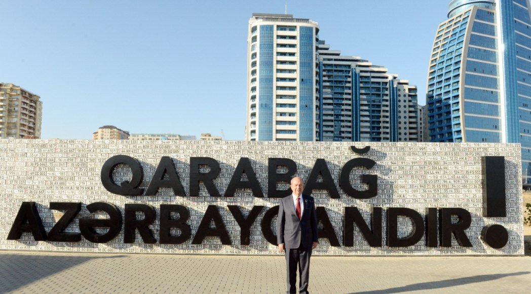 Ersin Tatar Hərbi Qənimətlər Parkında - FOTO  - foto 1