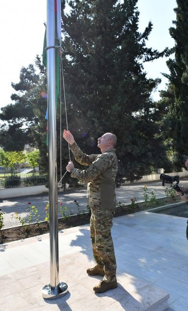 Bayrağımız Xocalı şəhərində və Əsgəran qəsəbəsində də UCALDI - foto 7