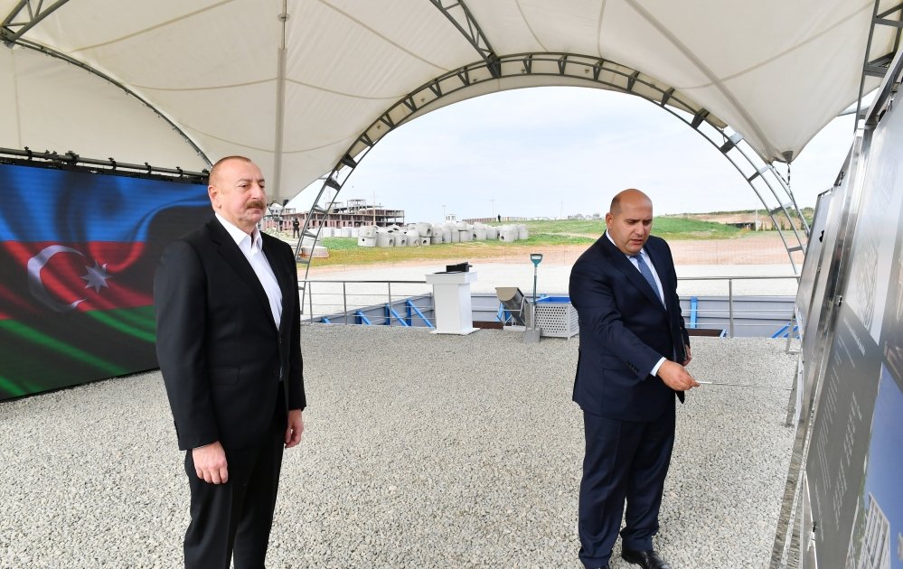 Füzuli şəhərində ikinci yaşayış kompleksinin təməli QOYULDU - FOTO - foto 1