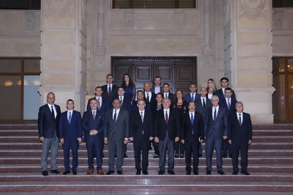 Baş Prokuror Türkiyə Ali Məhkəməsinin sədri ilə ədliyyə orqanlarının əməkdaşlığını MÜZAKİRƏ ETDİ - FOTO  - foto 6