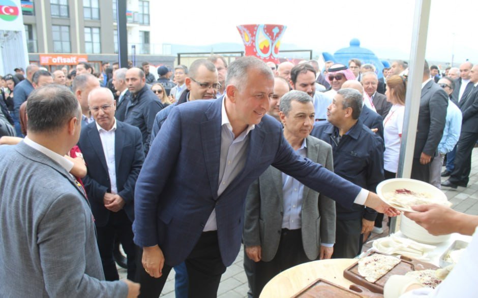 Xarici ölkələrin 30-yaxın səfiri Füzuli şəhərində - FOTO - foto 2
