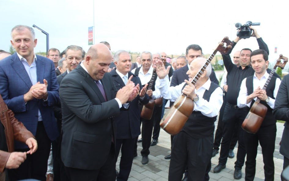 Xarici ölkələrin 30-yaxın səfiri Füzuli şəhərində - FOTO - foto 8