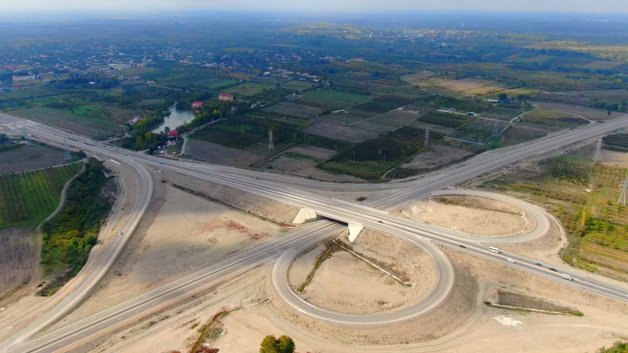 Prezident ödənişli yeni avtomobil yolunun AÇILIŞINDA - YENİLƏNİB/FOTO/VIDEO - foto 6