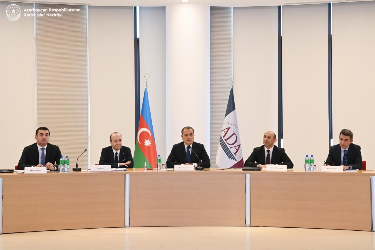 Ceyhun Bayramov avropalı səfirlərlə Ermənistanla sülh prosesini müzakirə edib - FOTO  - foto 2