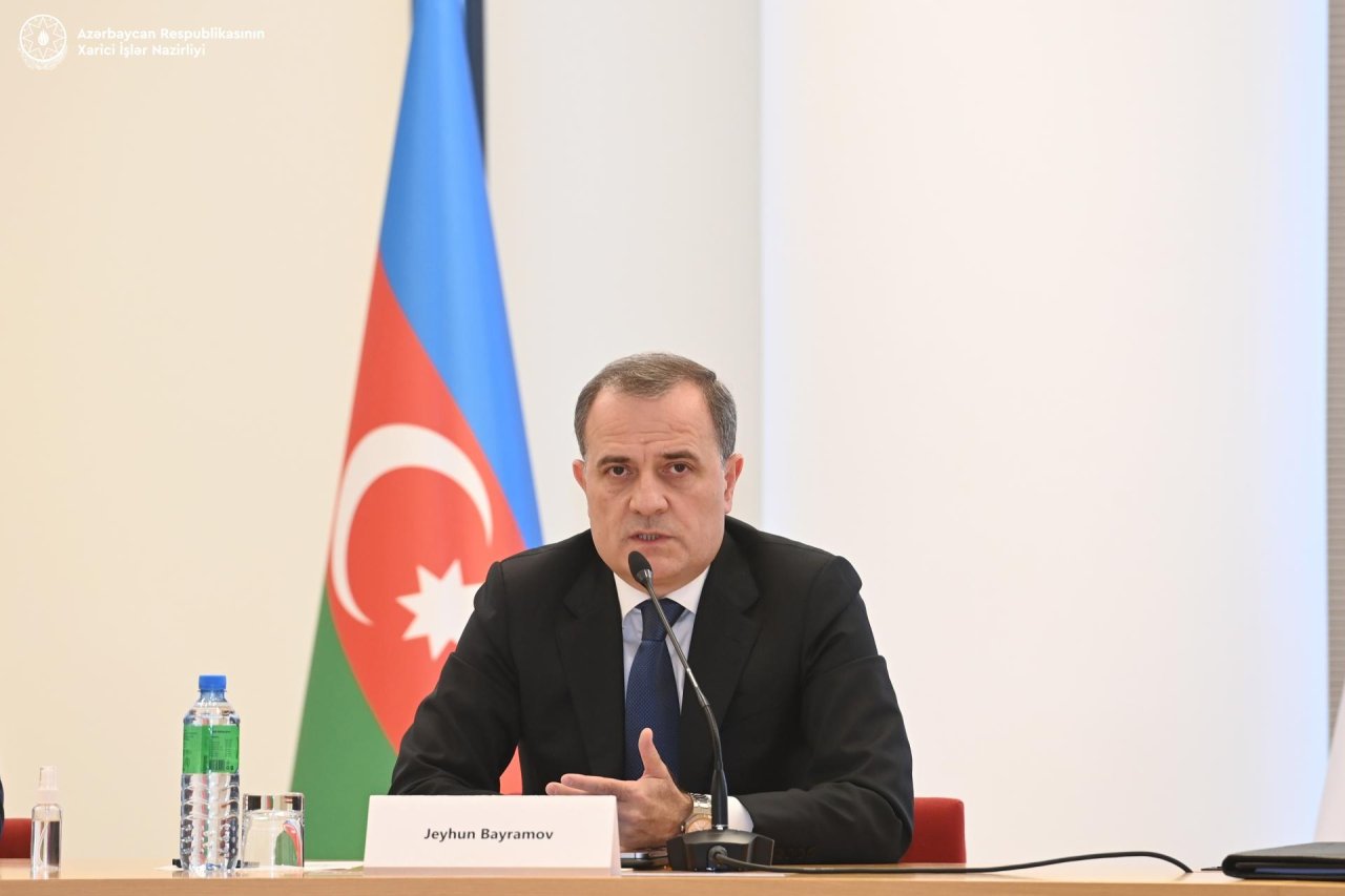 Ceyhun Bayramov avropalı səfirlərlə Ermənistanla sülh prosesini müzakirə edib - FOTO  - foto 3
