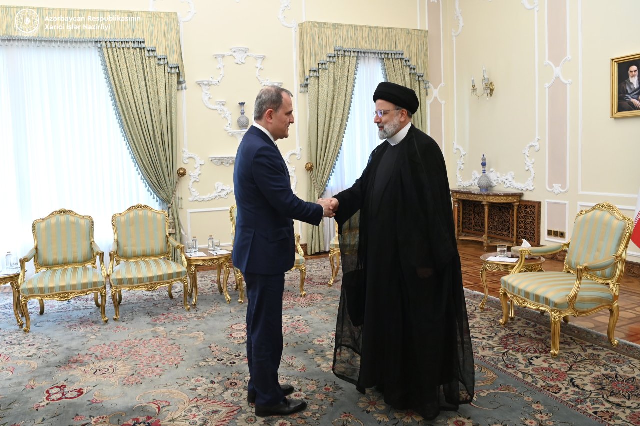 Ceyhun Bayramov İran lideri ilə Azərbaycan-Ermənistan normallaşma və sülh prosesini MÜZAKİRƏ EDİB - FOTO  - foto 1