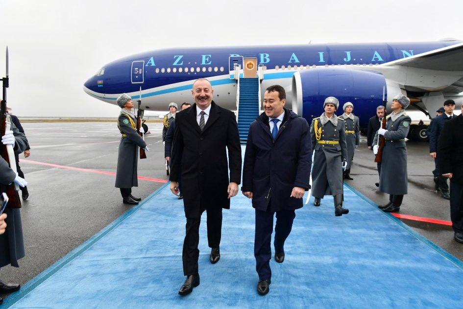 İlham Əliyev Qazaxıstana GETDİ - FOTO - foto 3