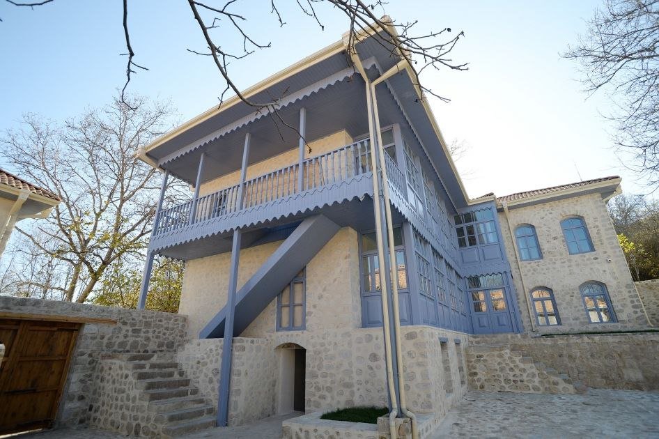 Prezident və birinci xanım Şuşada “Yasəmən” otelinin AÇILIŞINDA - FOTO - foto 9