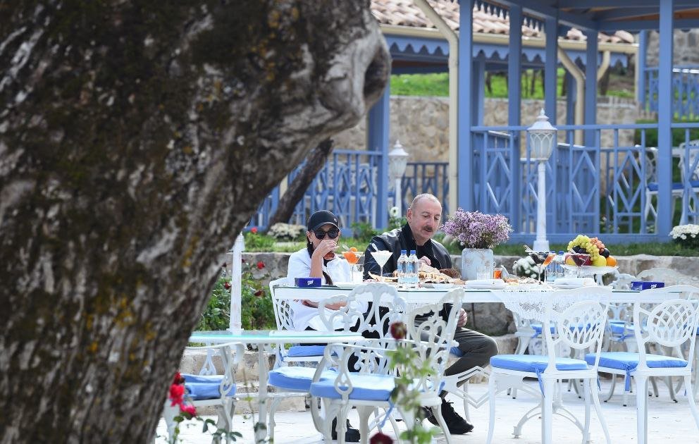 Prezident və birinci xanım Şuşada “Yasəmən” otelinin AÇILIŞINDA - FOTO - foto 6